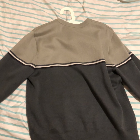 TNA sweater size small - Picture 2 of 3